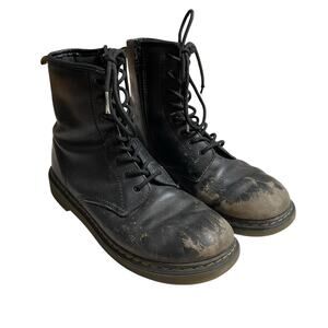 Dr. Martens 1460 Distressed Black Leather Boots Womens 7 Lace Up Combat